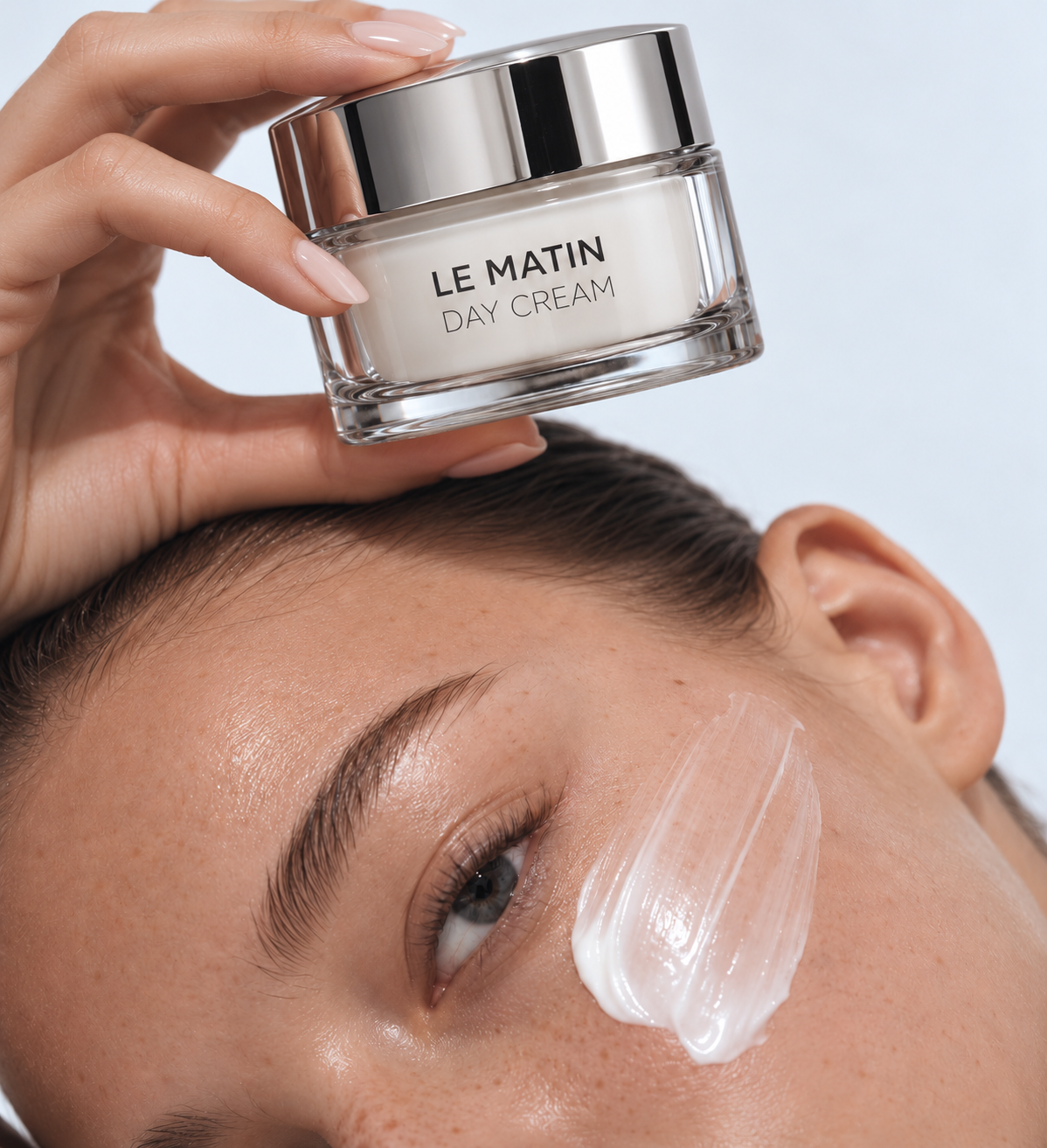 Le Matin® – Denný krém pre hebkú a žiarivú pleť, s glass-skin efektom